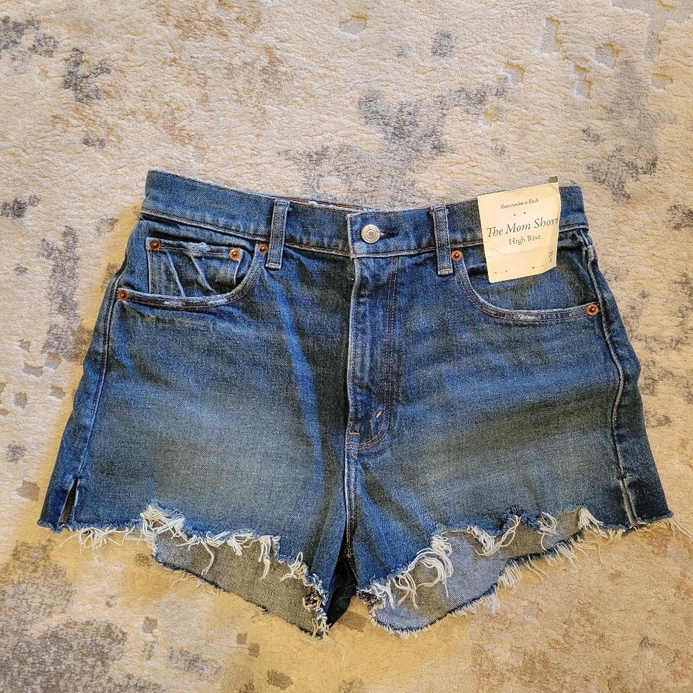 Abercrombie Jean Mom Shorts- Size 6/28